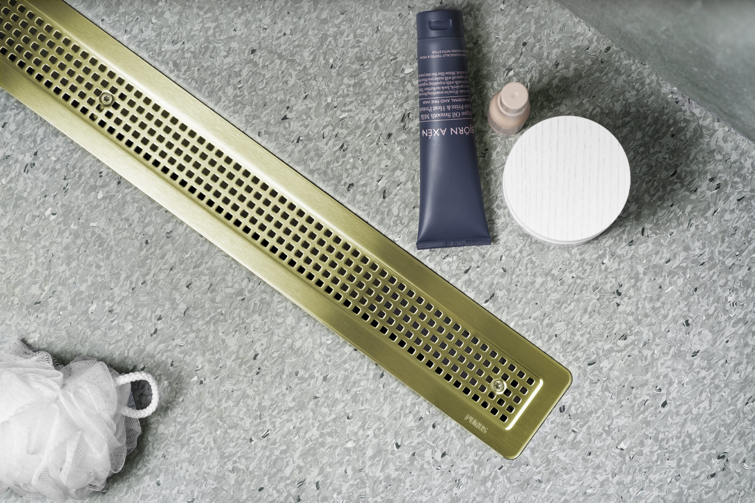 Vinyl Plus Chess massing