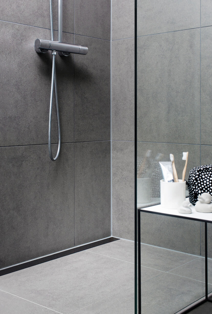 Purus Line golvbrunn Purus Line Chess Mat Black rist